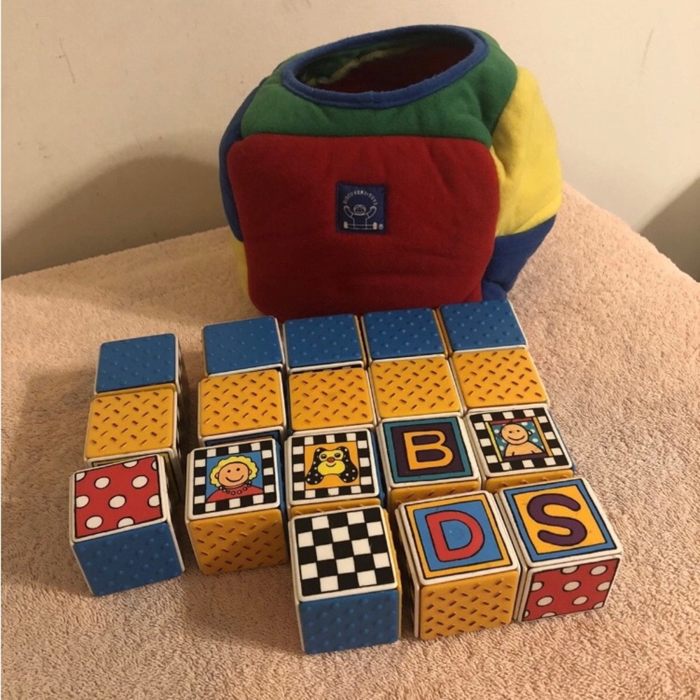 Discovery Toys Blocks With Cloth Bag ABC’s Texture and Patterns